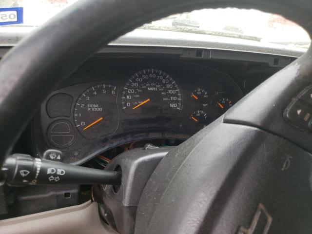 Photo 8 from auction – 2004 CHEVROLET SUBURBAN K with VIN 3GNFK16TX4G195383