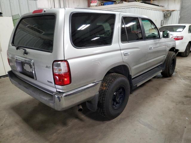 Photo 4 from auction – 2002 TOYOTA 4RUNNER SR with VIN JT3GN86R220246205