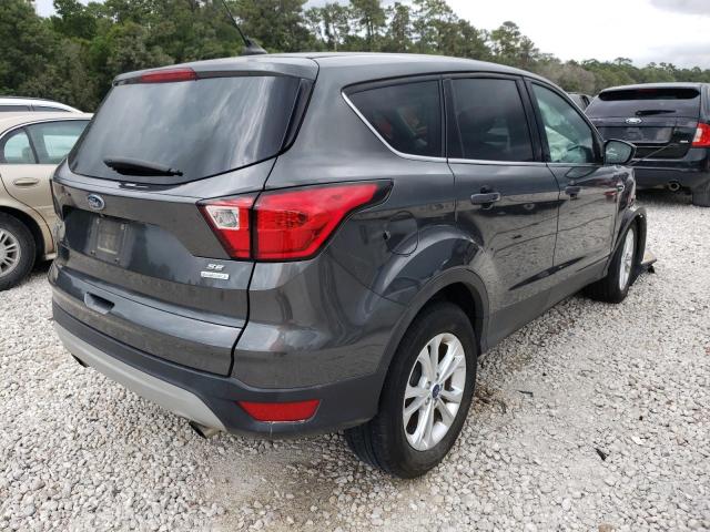 Photo 4 from auction – 2019 FORD ESCAPE SE with VIN 1FMCU0GD0KUB85801