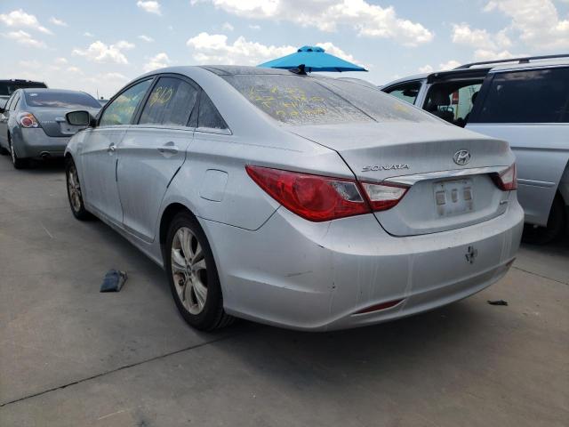 Photo 3 from auction – 2012 HYUNDAI SONATA SE with VIN 5NPEC4AC3CH395571
