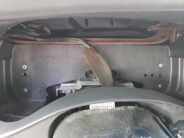 Photo 8 from auction – 2000 CHEVROLET SILVERADO with VIN 1GCEC19V1YZ147713