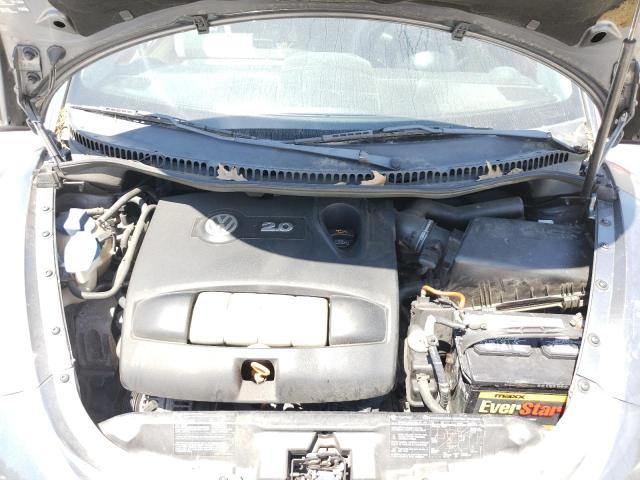 Photo 7 from auction – 2004 VOLKSWAGEN NEW BEETLE with VIN 3VWCM31Y64M320463