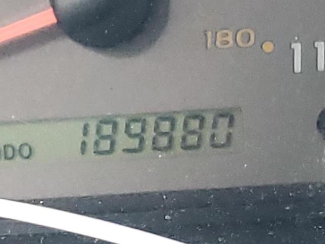 Photo 8 from auction – 2004 TOYOTA SEQUOIA LI with VIN 5TDBT48A44S209443