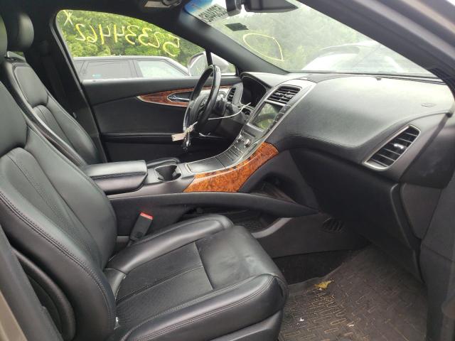 Photo 5 from auction – 2017 LINCOLN MKX RESERV with VIN 2LMPJ8LP2HBL43941