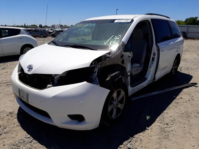 Foto 2 de la subasta – 2011 TOYOTA SIENNA con VIN 5TDKK3DC4BS160164