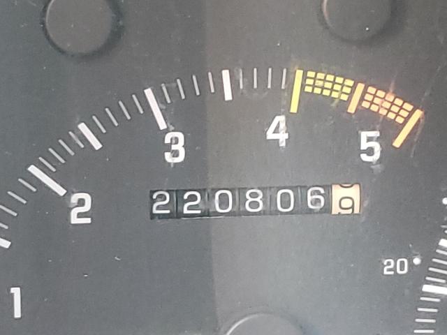 Photo 8 from auction – 1993 GMC YUKON with VIN 1GKEK18K2PJ703135