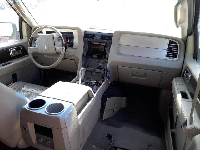 Photo 9 from auction – 2007 LINCOLN NAVIGATOR with VIN 5LMFU275X7LJ06940