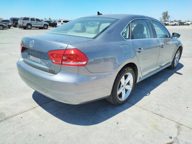 Photo 4 from auction – 2012 VOLKSWAGEN PASSAT SE with VIN 1VWBP7A38CC010801