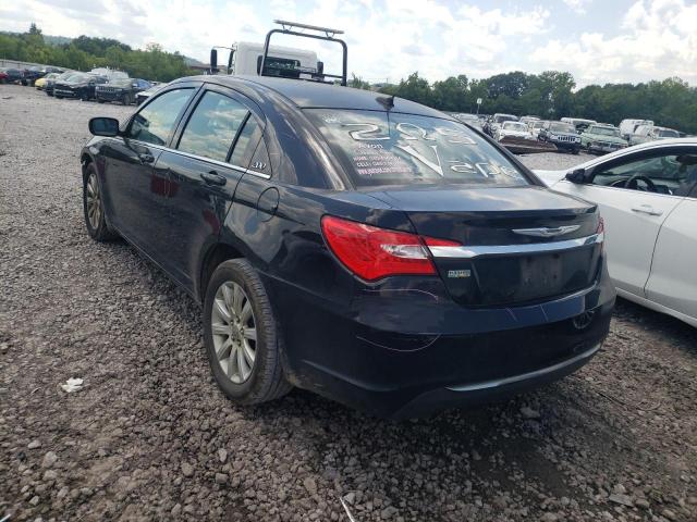 Photo 3 from auction – 2013 CHRYSLER 200 TOURIN with VIN 1C3CCBBG5DN532304