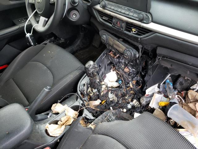 Photo 9 from auction – 2019 KIA FORTE FE with VIN 3KPF24AD9KE048880
