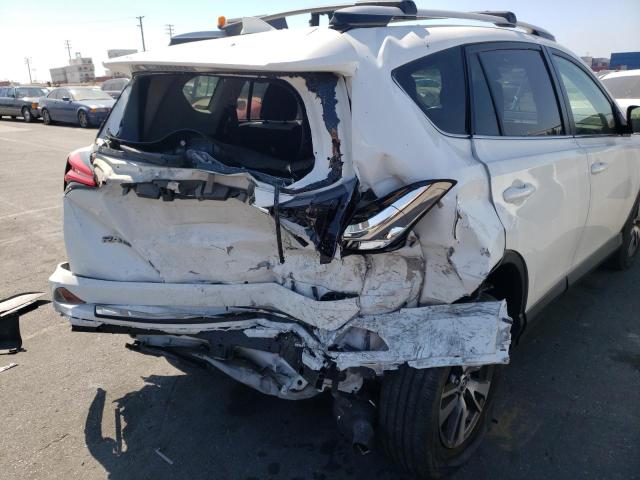 Photo 9 from auction – 2017 TOYOTA RAV4 XLE with VIN JTMWFREV0HD095181
