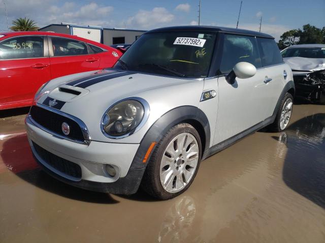 Photo 2 from auction – 2010 MINI COOPER S with VIN WMWMF7C55ATW89269