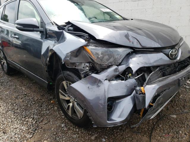 Photo 9 from auction – 2017 TOYOTA RAV4 XLE with VIN JTMRFREVXHJ115547