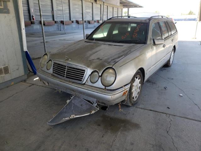 Photo 9 from auction – 1998 MERCEDES-BENZ E 320 with VIN WDBJH65FXWA565743