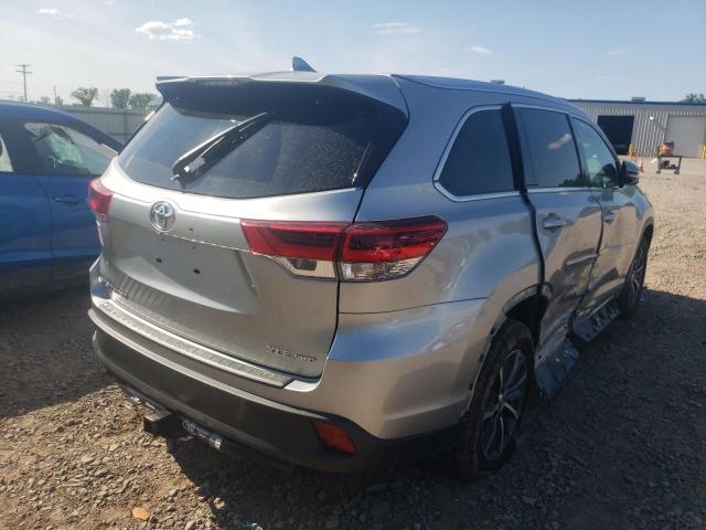 Photo 4 from auction – 2018 TOYOTA HIGHLANDER with VIN 5TDJZRFH6JS544559