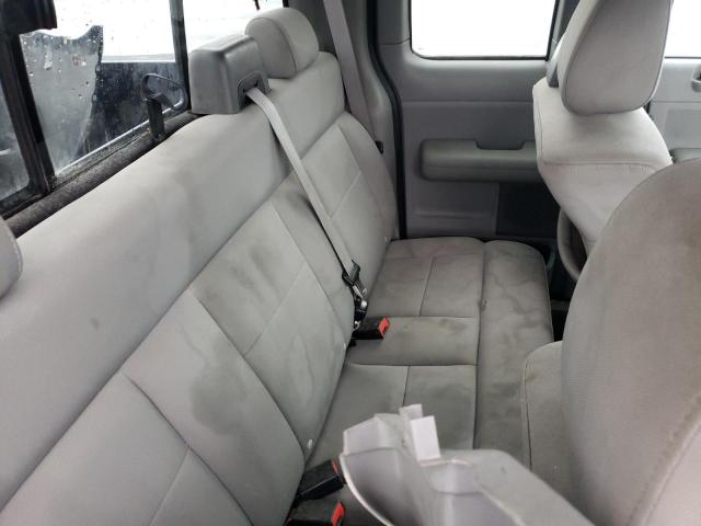 Photo 6 from auction – 2004 FORD F150 with VIN 1FTRX12W44NC43927