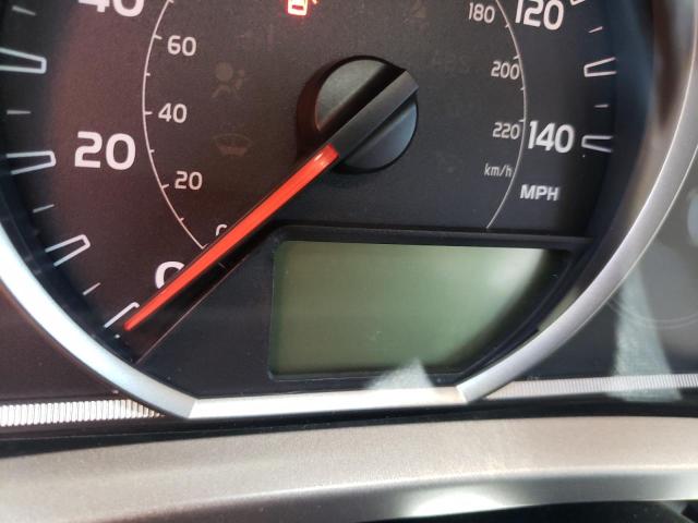 Photo 8 from auction – 2015 TOYOTA RAV4 XLE with VIN JTMWFREV2FD068741