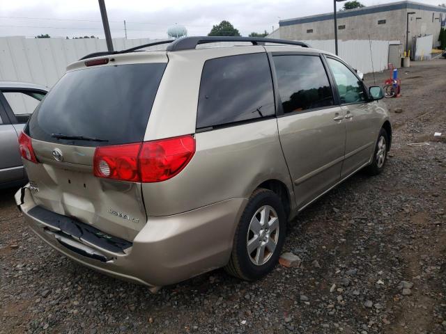Photo 4 from auction – 2010 TOYOTA SIENNA CE with VIN 5TDKK4CC3AS293391