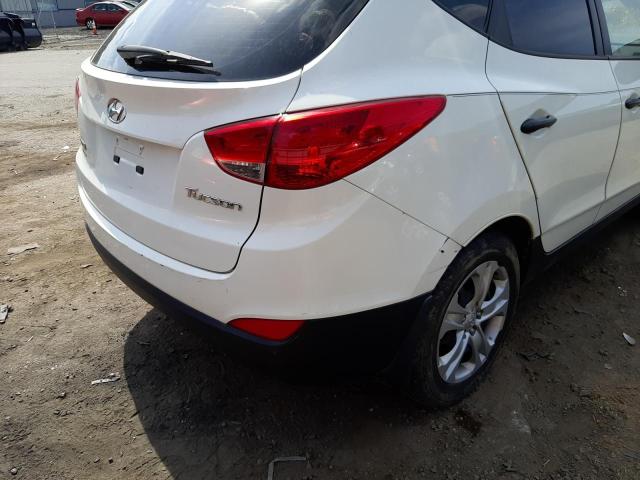 Photo 9 from auction – 2011 HYUNDAI TUCSON GL with VIN KM8JT3AB4BU225106