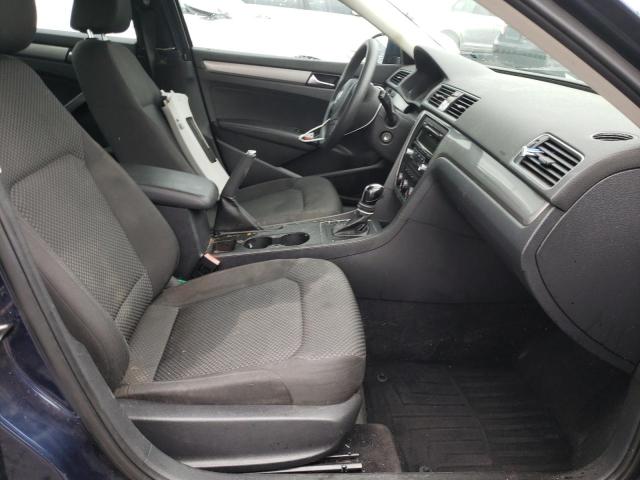 Photo 5 from auction – 2013 VOLKSWAGEN PASSAT S with VIN 1VWAP7A31DC044785