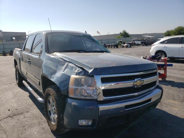 CHEVROLET SILVERADO 2011 with VIN 3GCPKSE32BG338795 - Photo from auction