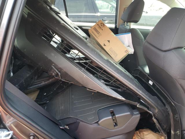 Photo 6 from auction – 2019 TOYOTA RAV4 LE with VIN JTMG1RFVXKD022957