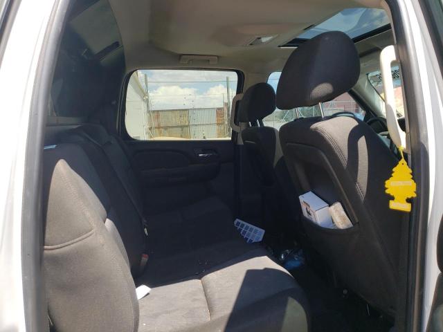 Photo 6 from auction – 2010 CHEVROLET AVALANCHE with VIN 3GNVKEE0XAG297921