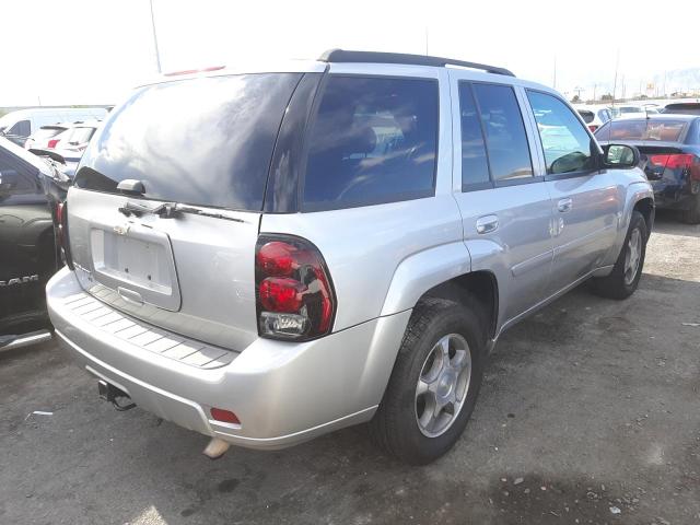 Photo 4 from auction – 2006 CHEVROLET TRAILBLAZE with VIN 1GNES13M762197547