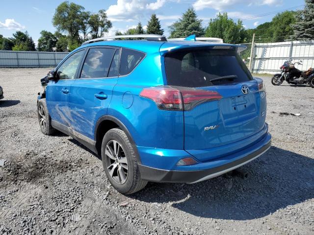 Photo 3 from auction – 2017 TOYOTA RAV4 XLE with VIN JTMRFREVXHD209975