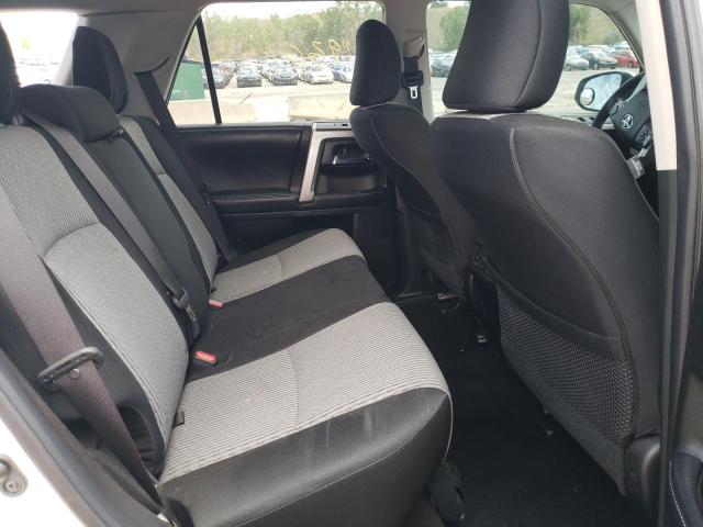 Photo 6 from auction – 2019 TOYOTA 4RUNNER SR with VIN JTEBU5JR2K5734955
