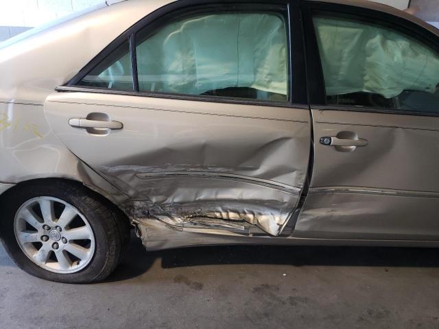 Photo 9 from auction – 2004 TOYOTA CAMRY LE with VIN 4T1BF30K14U568844