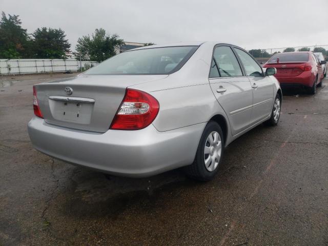 Photo 4 from auction – 2004 TOYOTA CAMRY LE with VIN 4T1BE32K04U332394