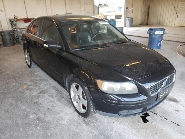 VOLVO S40 T5 2005 with VIN YV1MS682052081429 - Photo from auction