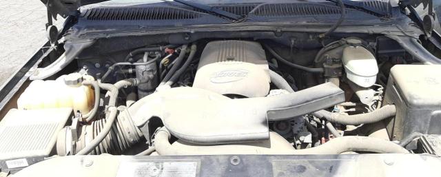 Photo 7 from auction – 2003 CHEVROLET SUBURBAN C with VIN 3GNEC16T93G215601