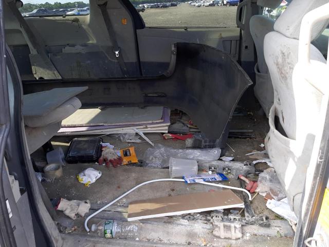 Photo 6 from auction – 2011 TOYOTA SIENNA LE with VIN 5TDJK3DC6BS028731