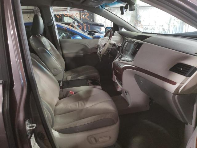 Photo 5 from auction – 2012 TOYOTA SIENNA XLE with VIN 5TDDK3DC1CS048304