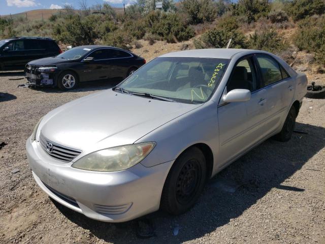 Photo 2 from auction – 2005 TOYOTA CAMRY LE with VIN 4T1BE32K95U058503