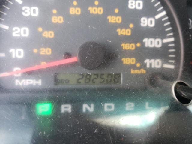 Photo 8 from auction – 2001 TOYOTA 4RUNNER LI with VIN JT3GN87R110189914