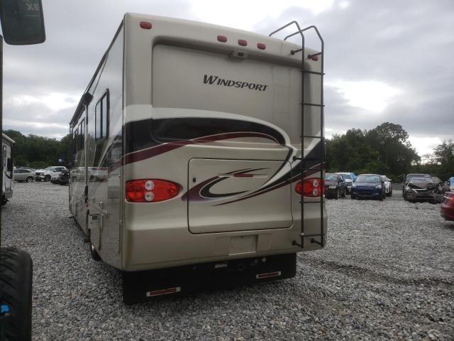 Photo 3 from auction – 2011 FORD F53 with VIN 1F65F5DY7B0A04067