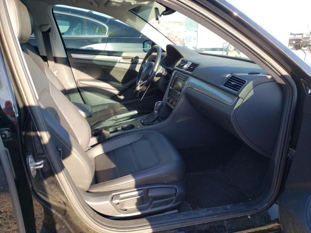 Photo 5 from auction – 2015 VOLKSWAGEN PASSAT S with VIN 1VWAS7A33FC121366