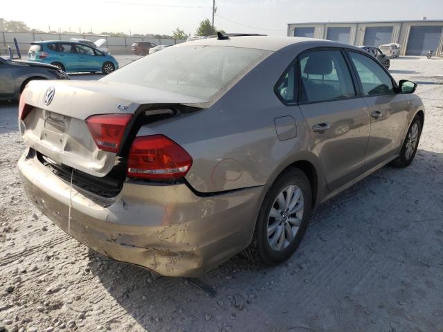 Photo 4 from auction – 2015 VOLKSWAGEN PASSAT S with VIN 1VWAT7A34FC058095