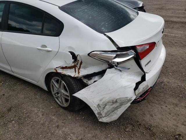 Photo 9 from auction – 2015 KIA FORTE LX with VIN KNAFX4A68F5330882
