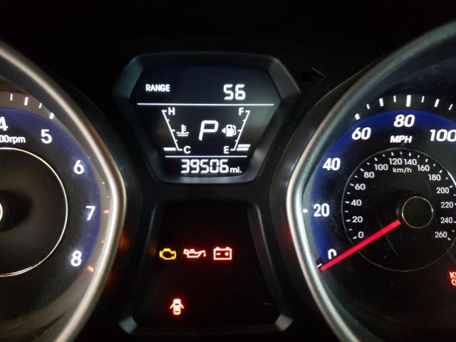 Photo 8 from auction – 2016 HYUNDAI ELANTRA SE with VIN 5NPDH4AE2GH779393