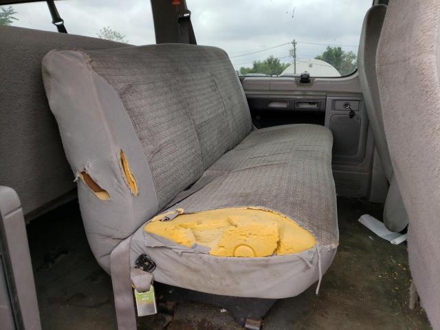 Photo 6 from auction – 2004 FORD ECONOLINE with VIN 1FBSS31L44HA68598