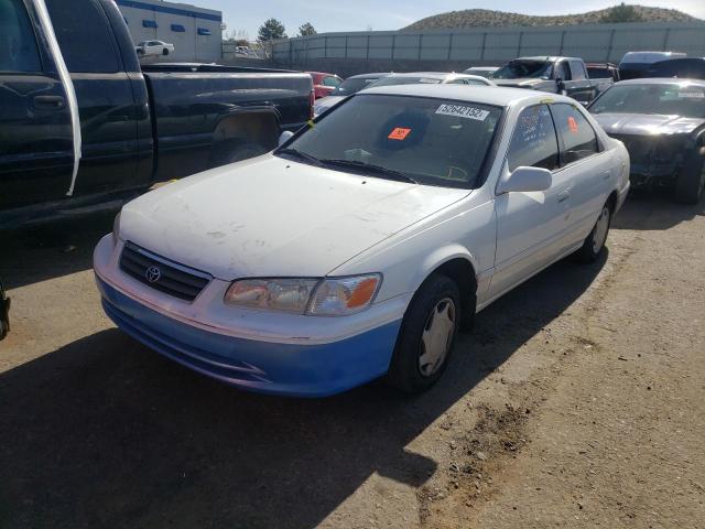 Photo 2 from auction – 2000 TOYOTA CAMRY CE with VIN 4T1BG22K4YU738933