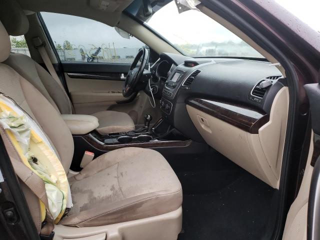 Photo 5 from auction – 2014 KIA SORENTO LX with VIN 5XYKTDA65EG491029