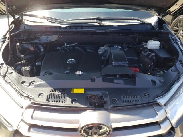 Photo 7 from auction – 2019 TOYOTA HIGHLANDER with VIN 5TDJZRFH5KS918113