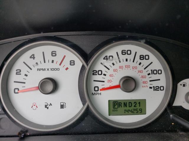 Photo 8 from auction – 2005 FORD ESCAPE XLT with VIN 1FMCU93165KD87204