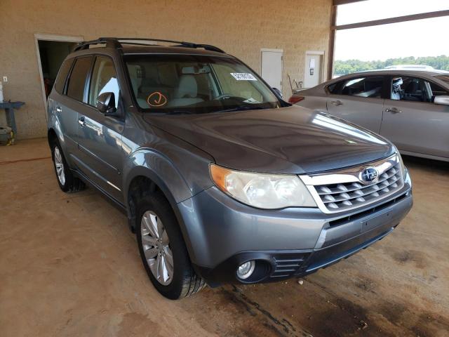 SUBARU FORESTER L 2013 with VIN JF2SHAEC3DH427319 - Photo from auction