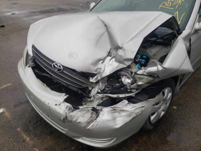 Photo 9 from auction – 2004 TOYOTA CAMRY LE with VIN 4T1BE32K04U332394